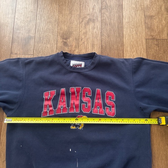 Unisex Vintage 00s Soffe Kansas Jayhawks graphic crewneck - Picture 5 of 8